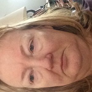 Meet your Posher, Leslie